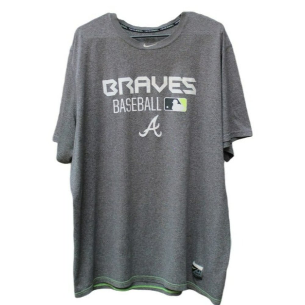 Nike Dry-Fit Men's Braves Baseball T-Shirt/ Size: XL